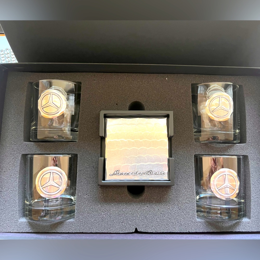 NWOT Mercedes-Benz Branded Limited Edition Drinkware Gift Set/ Very Classy Gift